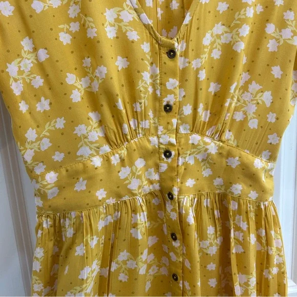 Billabong Yellow and White Floral Mini dress - Picture 8 of 11
